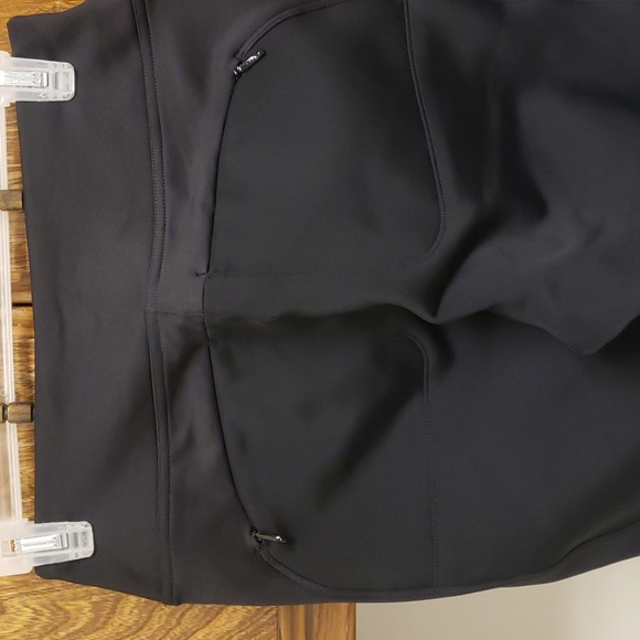 Athleta Black Leggings (4) - Picture 13 of 14